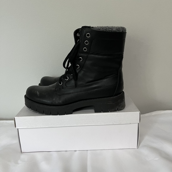 Shoes - 🟡 Combat Boots 8
